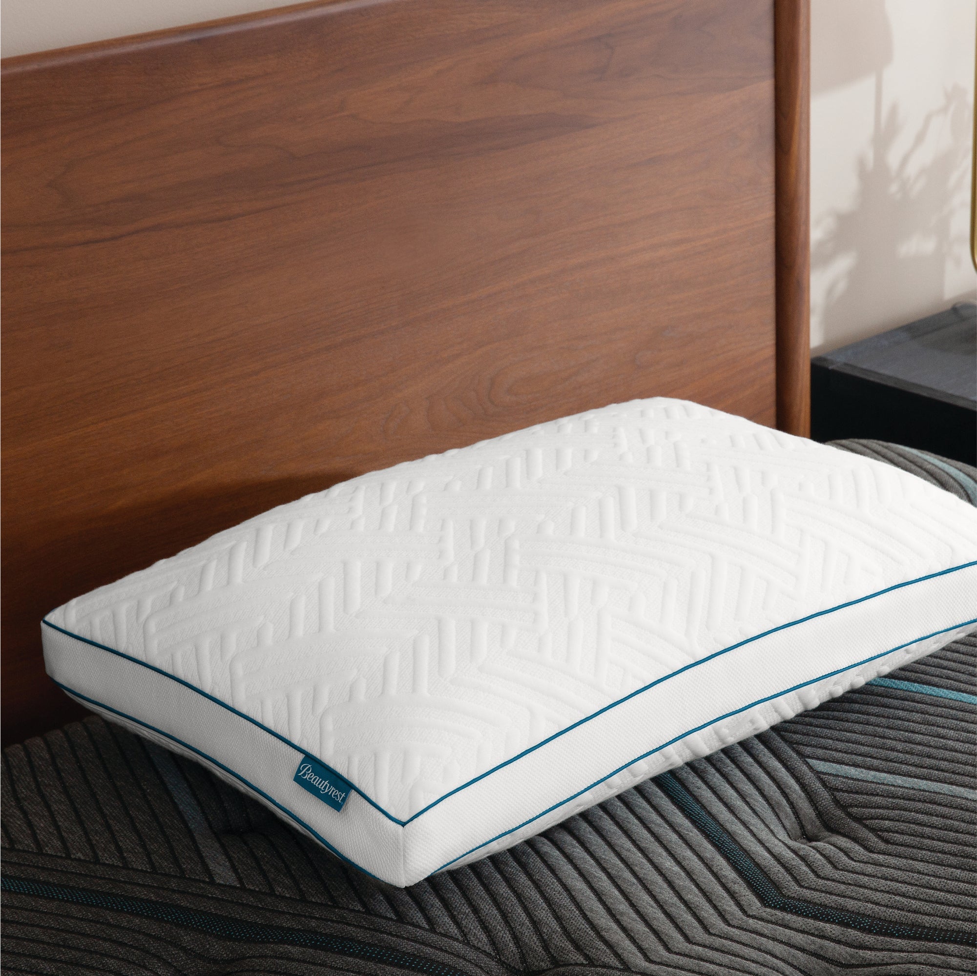 Beautyrest® Deluxe Down Alternative Pillow (Copy)